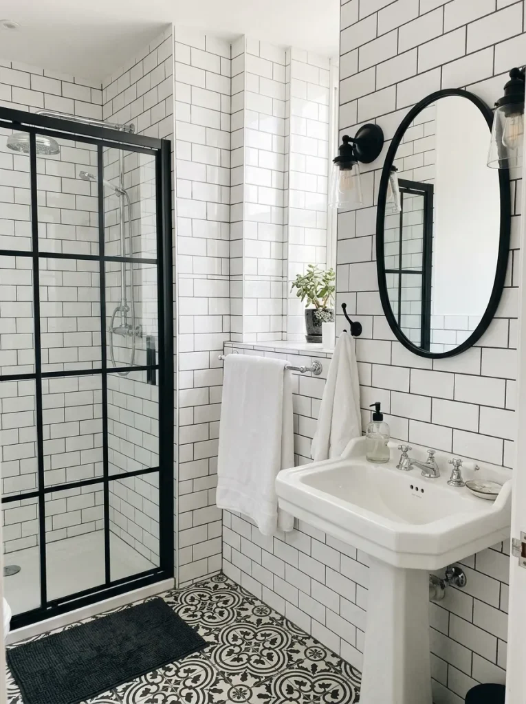 Bathroom Ideas: 30 Gorgeous Looks to Save for Later 7 Black and White Contrast